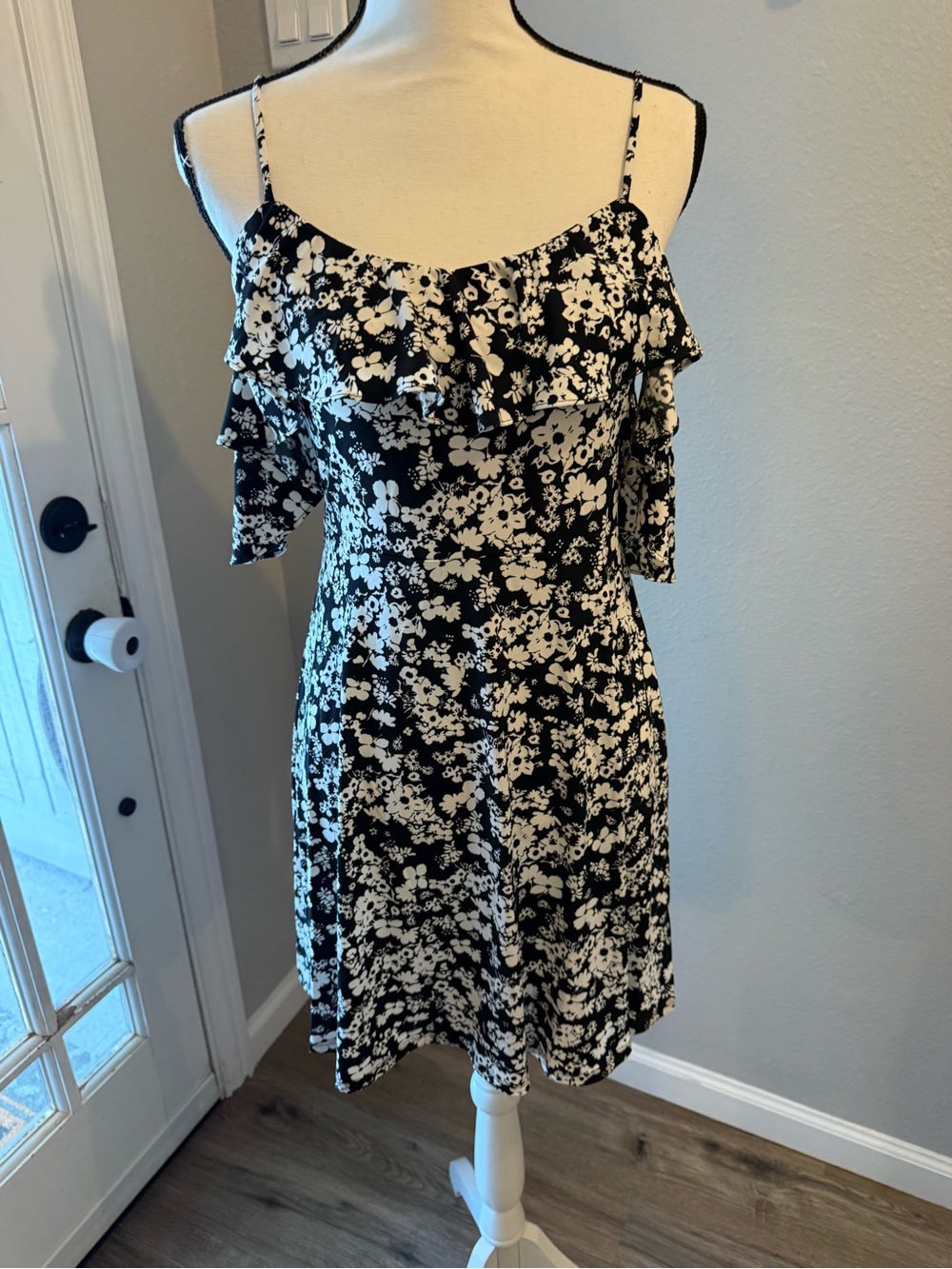 Express Black and White Floral Cold-Shoulder Mini Dress